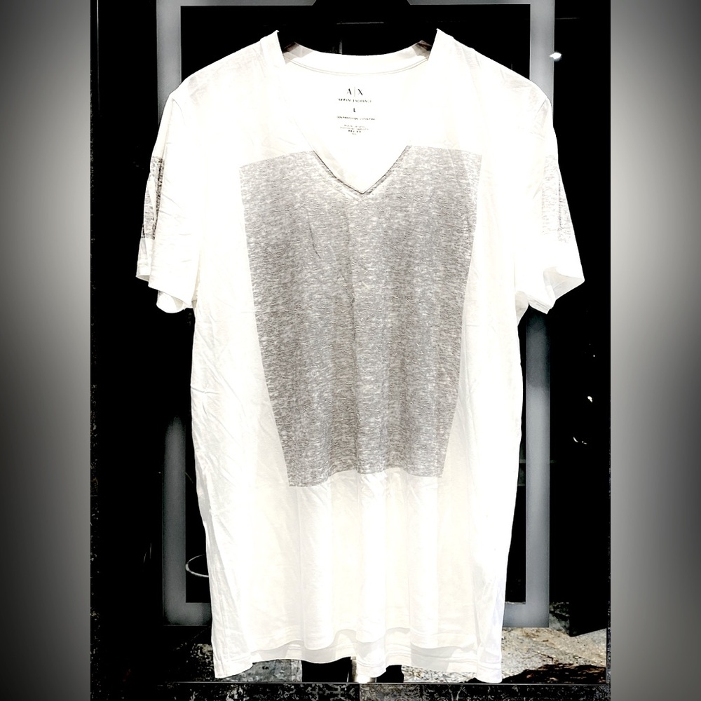 Armani Exchange V-neck T-shirt Size L White